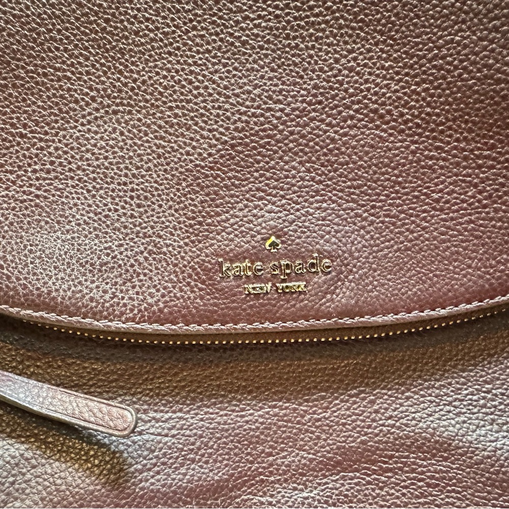 Kate Spade Pebble Leather Shoulder Bag. EUC gorgeous purple satin interior. - Picture 14 of 14
